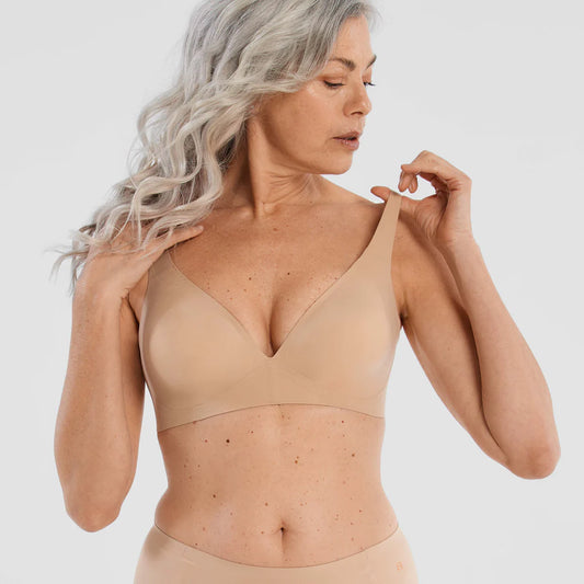 Evelyn & Bobbie Disrupts The Bra Industry With One That's Actually Made For  The Female Form